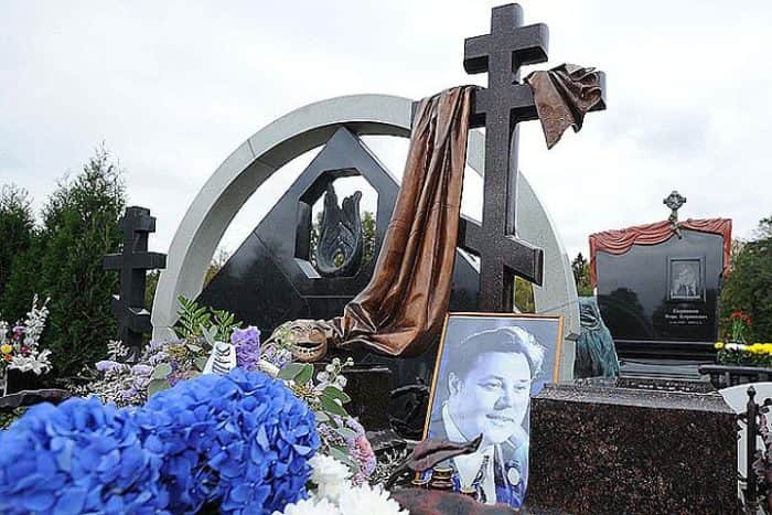 памятник Вячеславу Невинному