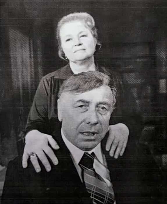 Анатолий Папанов и его жена Надежда Каратаева