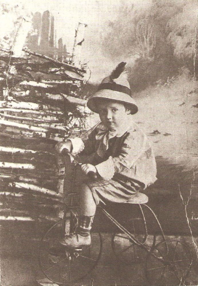 Николай Носов в детстве