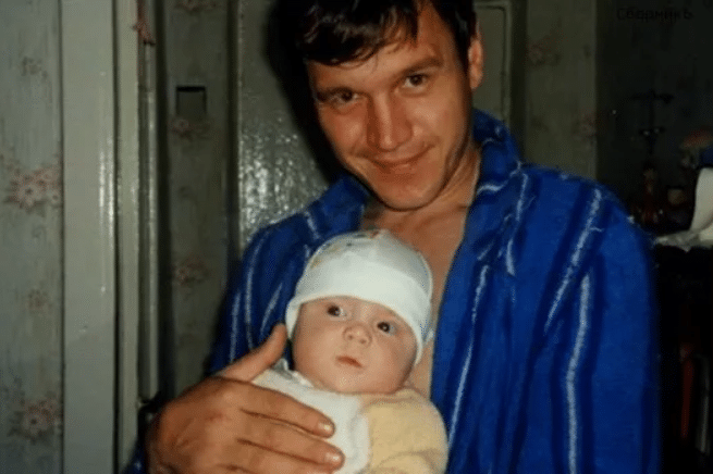 Сергей Наговицын с ребенком
