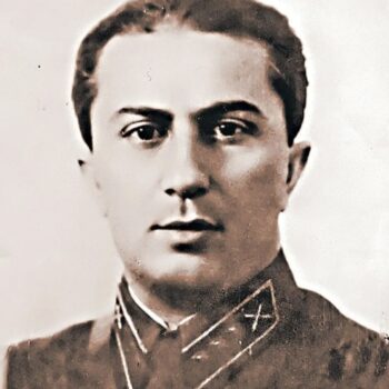 Яков Сталин
