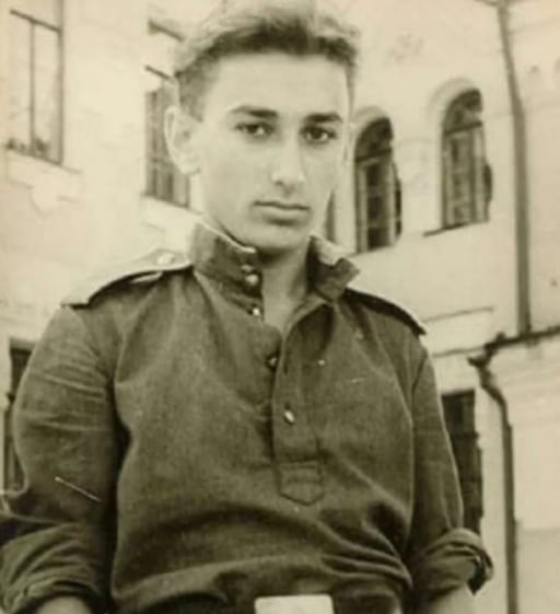 Яков Иосифович Сталин (Джугашвили)