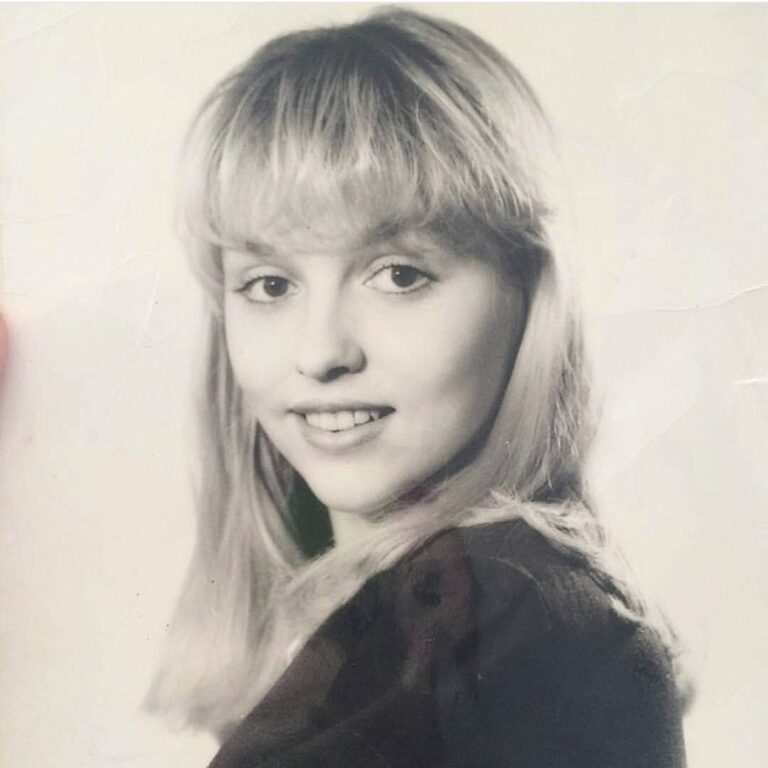 Актриса ольга полякова фото биография Оля Полякова - биография и личная жизнь певицы