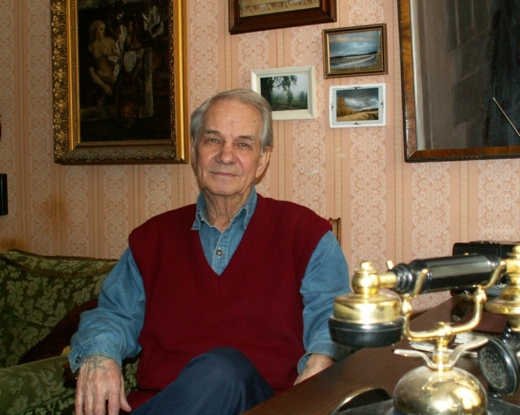 Юрий Каюров