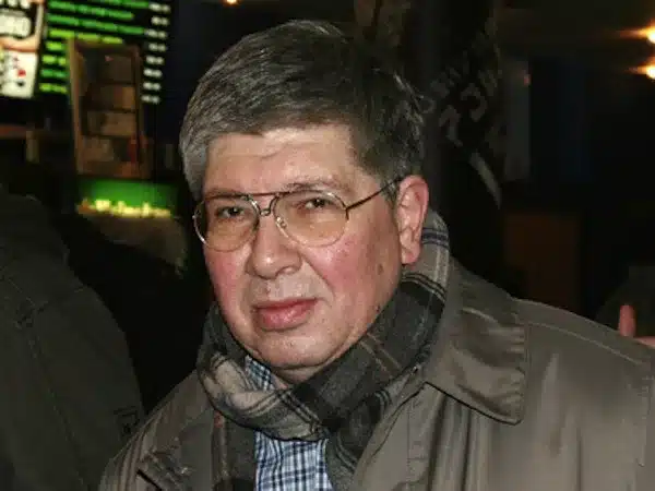 Кирилл Разлогов