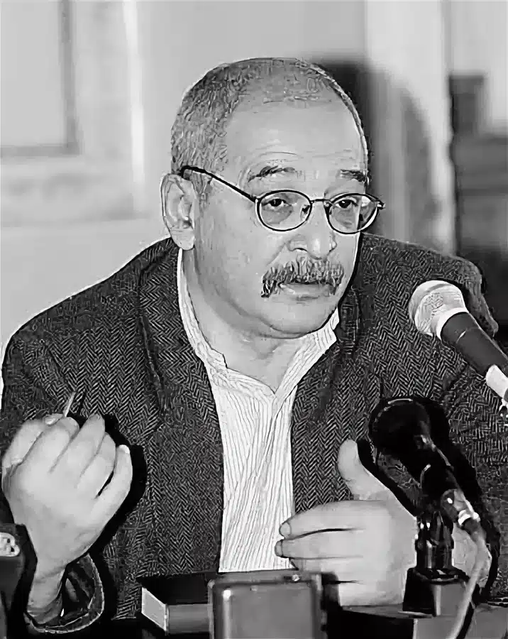 Лев Яковлевич Лурье