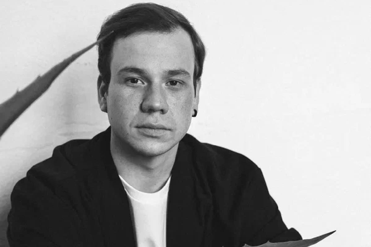 Павел Комаров