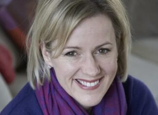 Джоджо Мойес