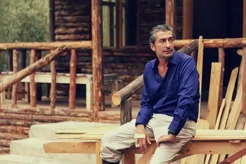Эркан Петеккая