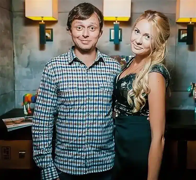 Виктор Комаров