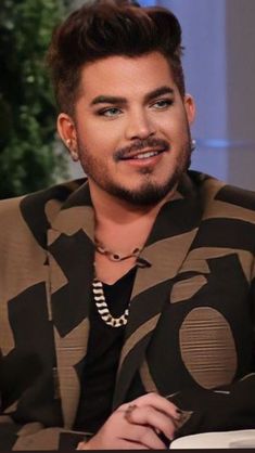 Адам Ламберт