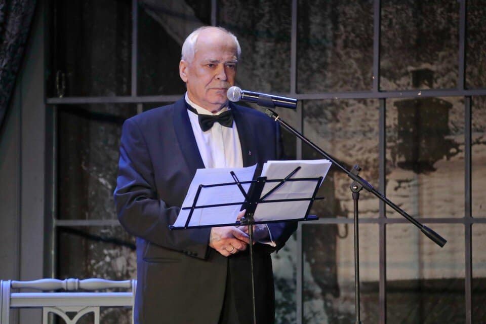 Николай Буров