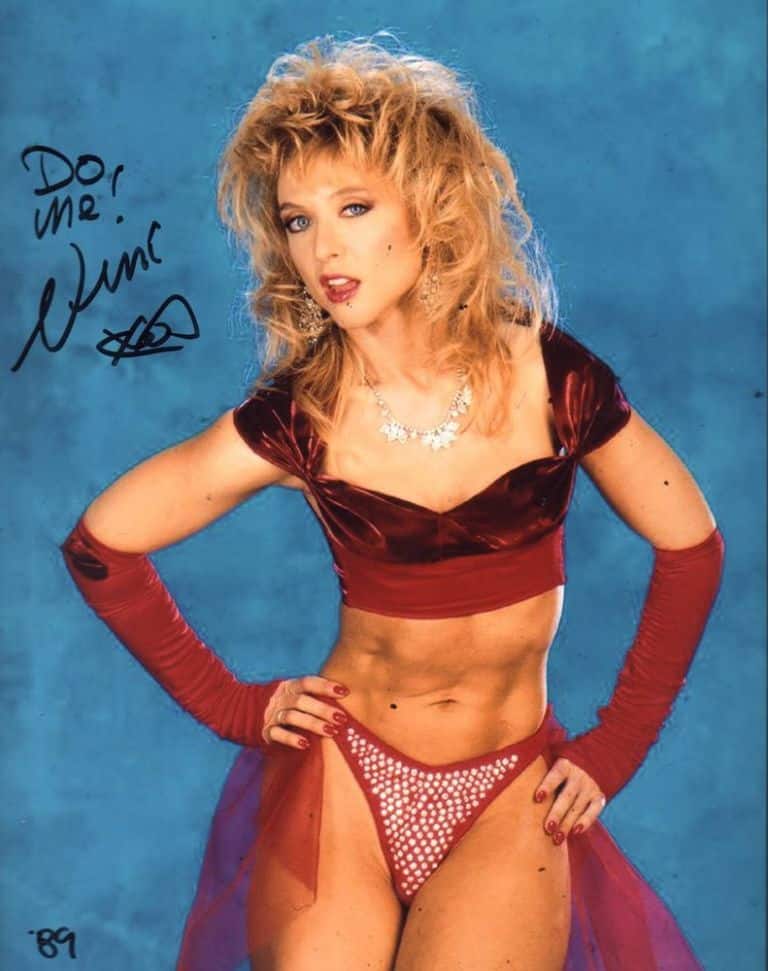 Нина Хартли