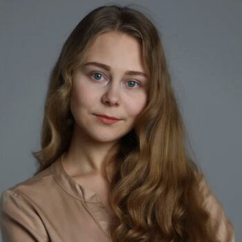 Анна Дулова