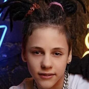 Амир Чешуинов