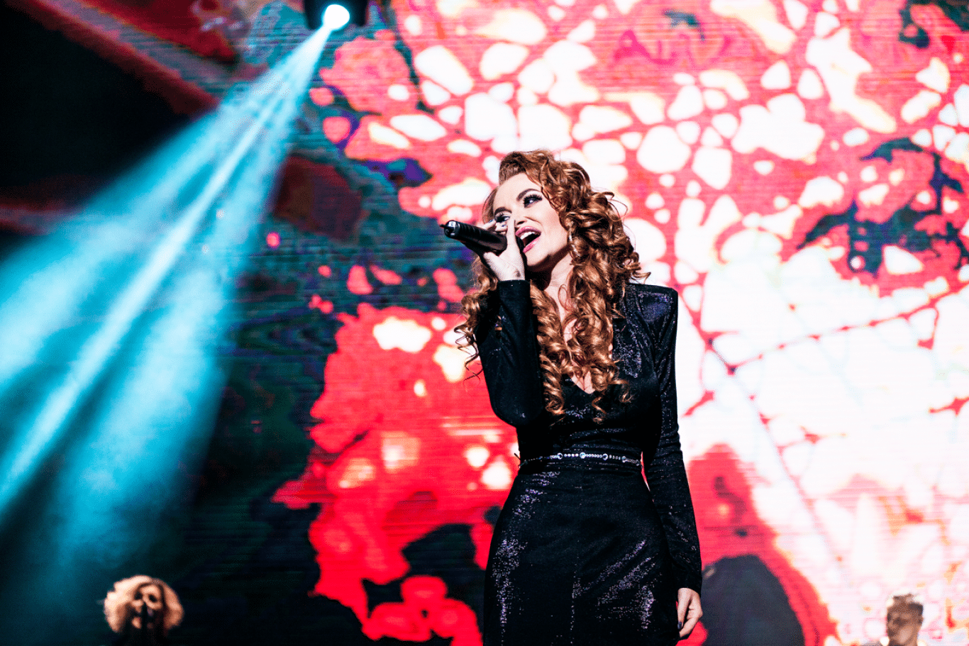 Слава Каминская