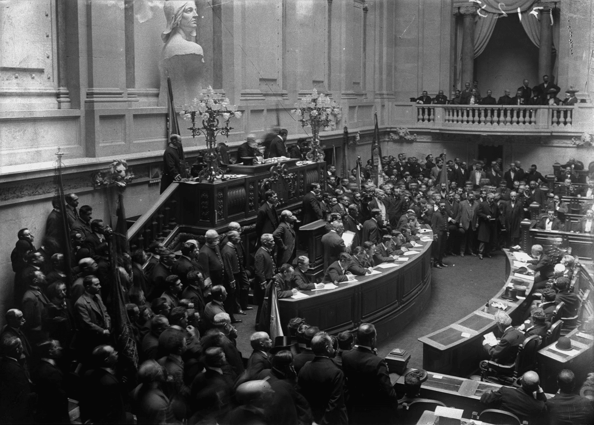 Учредительное собрание 1918: почему его разогнали