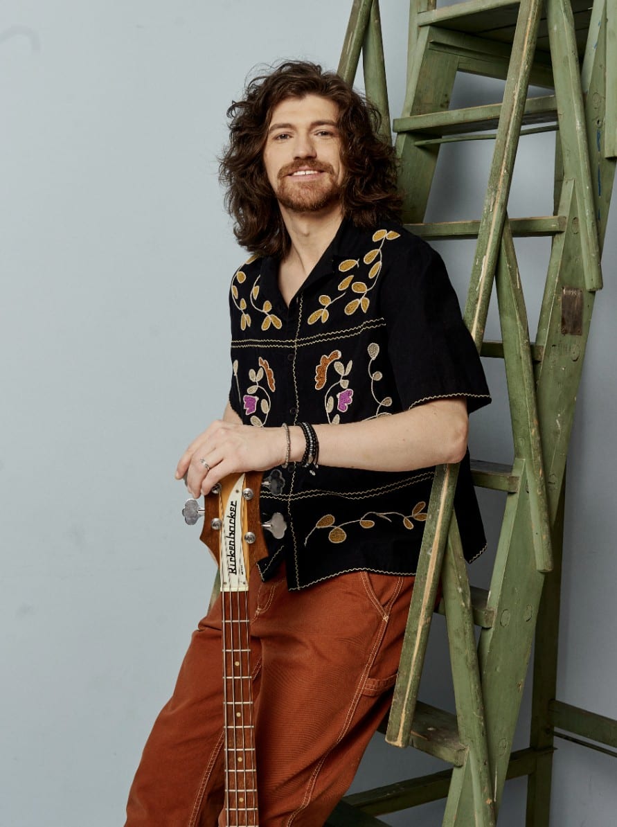 Антон Попов