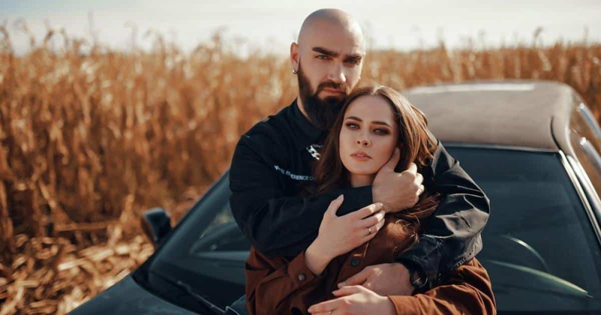 Юлия Санина