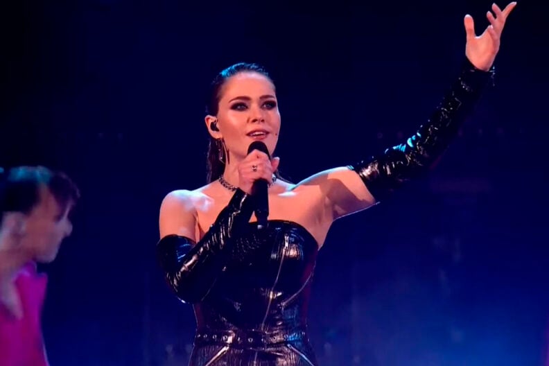 Юлия Санина