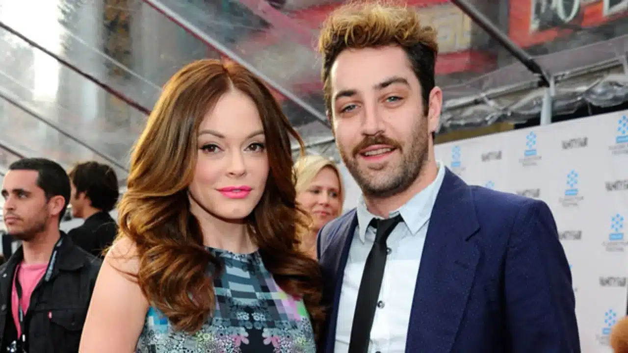 Роуз Макгоуэн