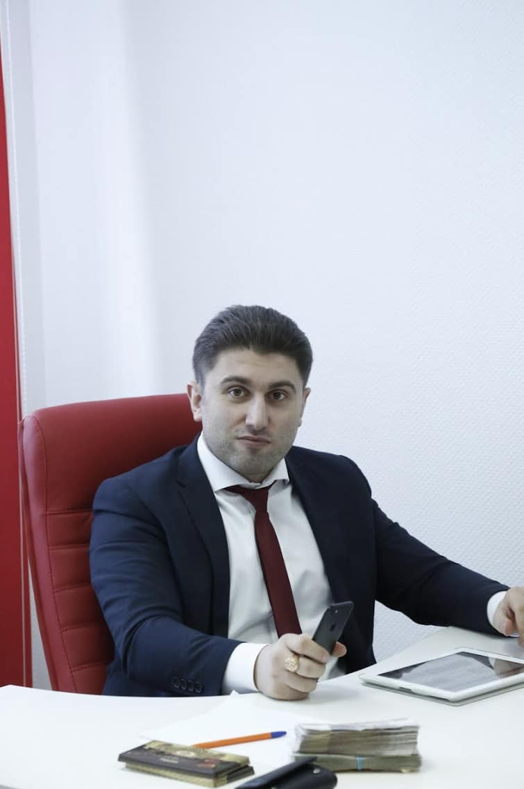 Смбат Артенян